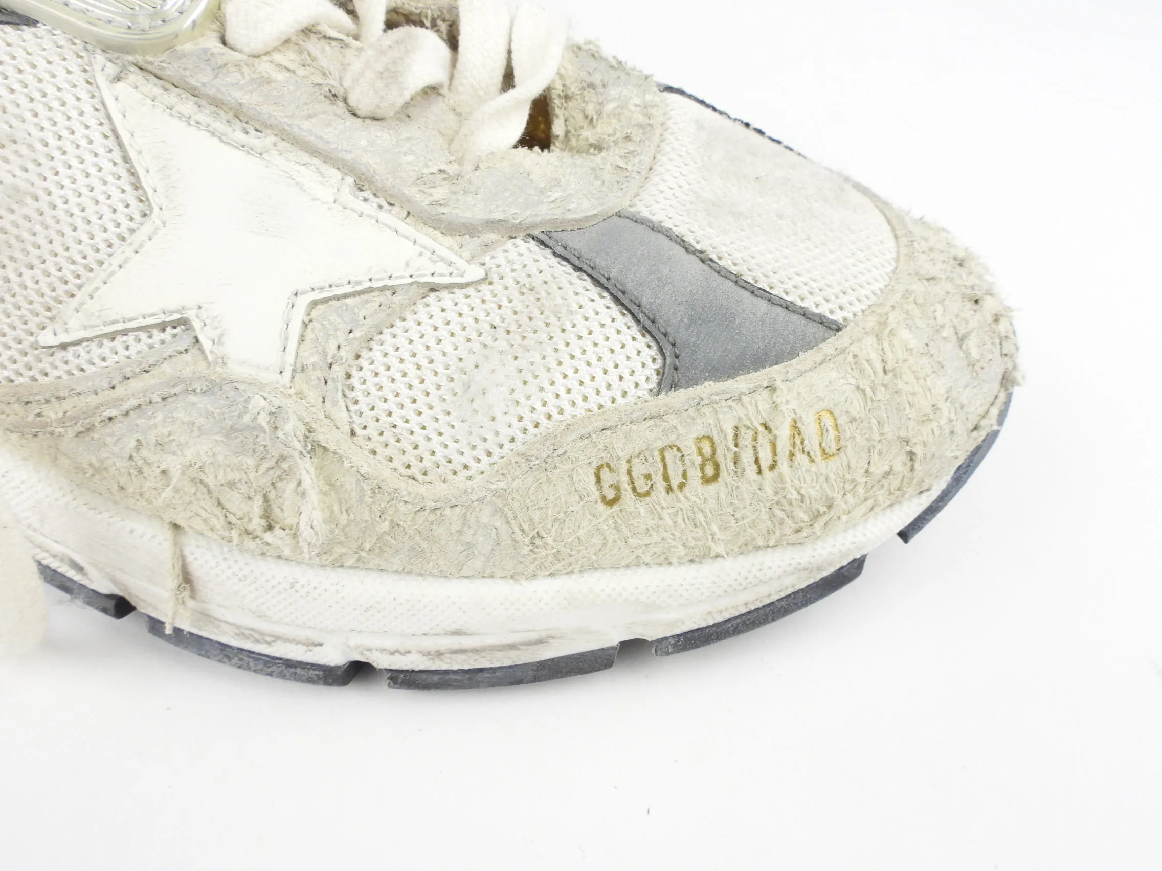 Golden Goose Ivory and Grey Distressed Leather Low Top Dad-Star Trainers - 37