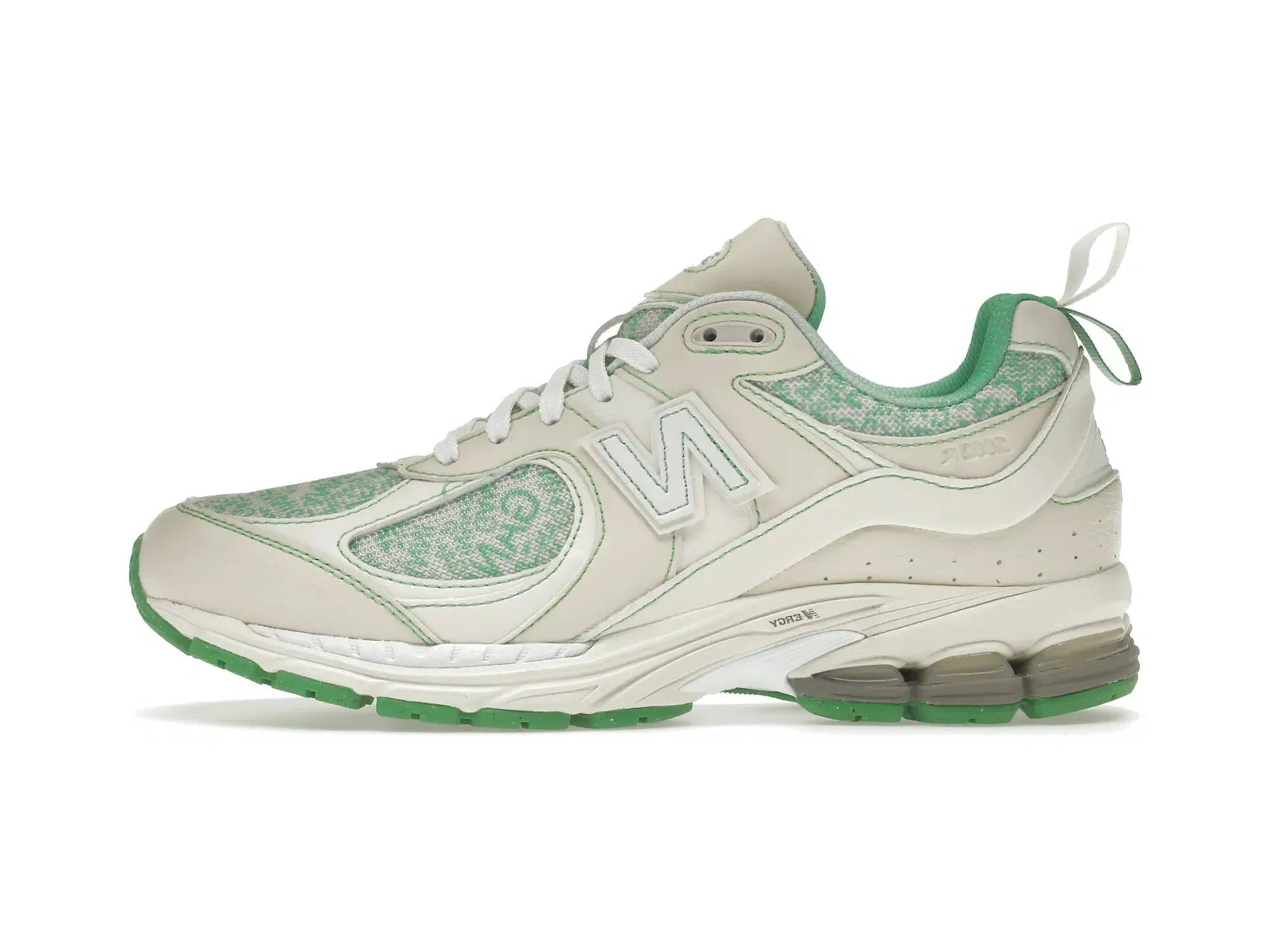 New Balance 2002R X GANNI "Turtledove"