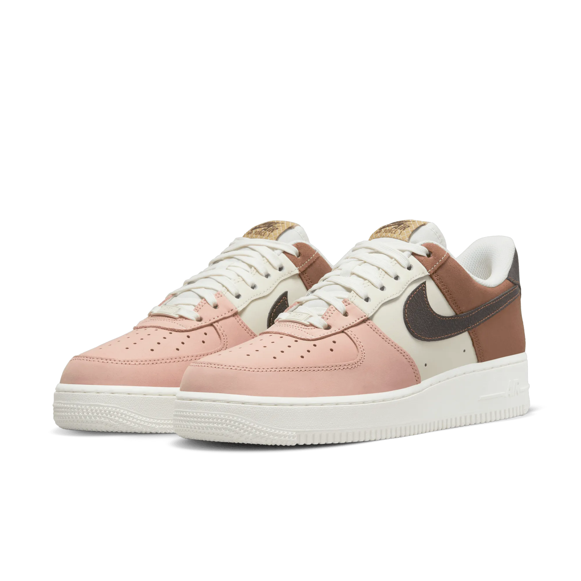 NIKE AIR FORCE 1 '07 LV8