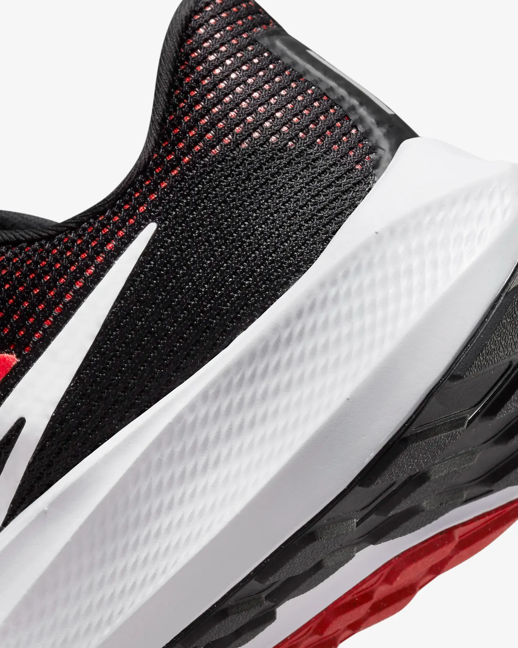 Nike Men's Pegasus 40 Shoes - Black / Light Crimson / White