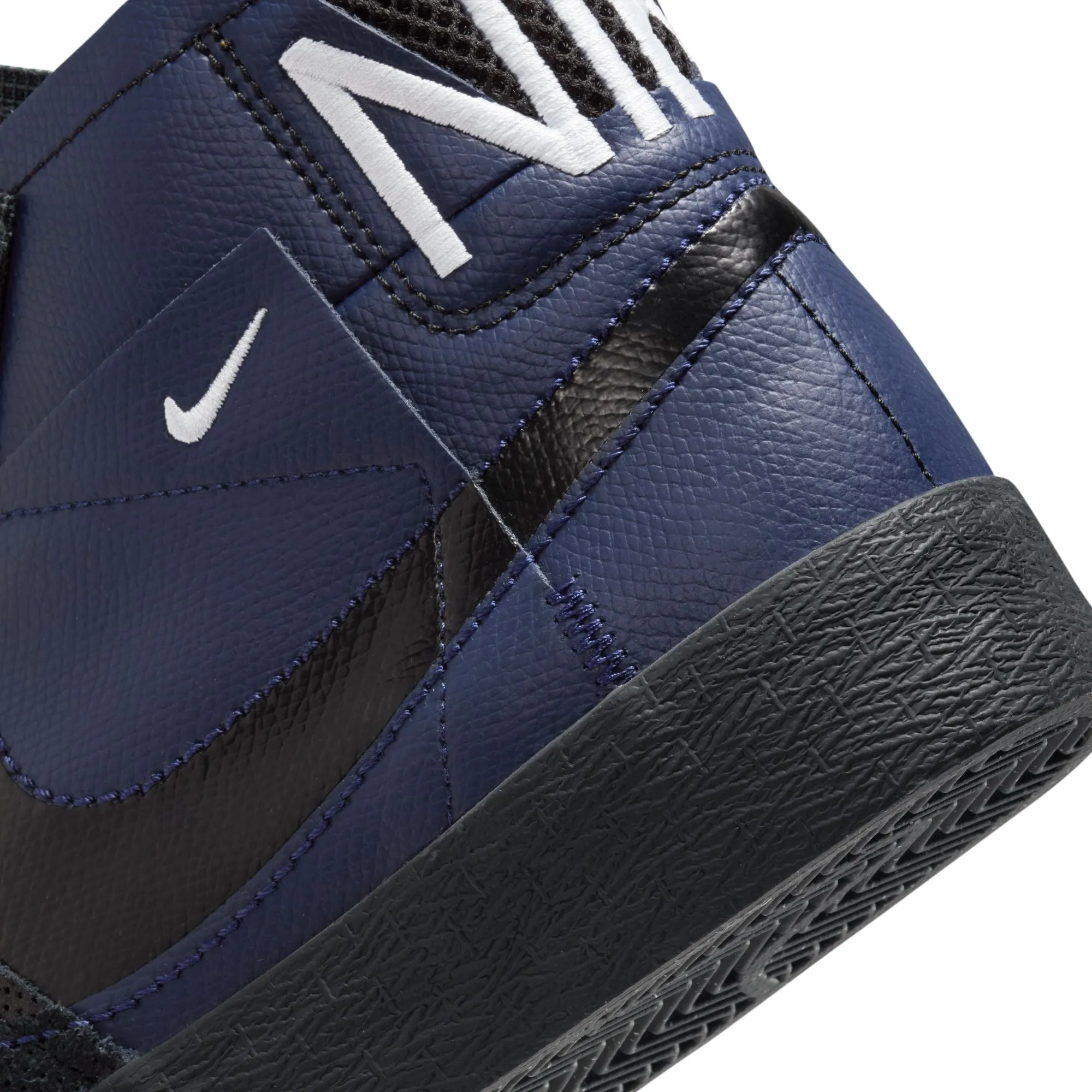 Nike SB Blazer Mid Premium Navy/Black