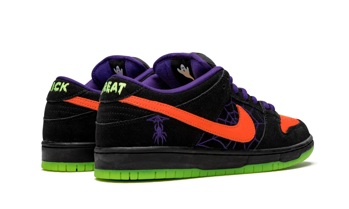 NIKE SB DUNK LOW "NIGHT OF MISCHIEF"